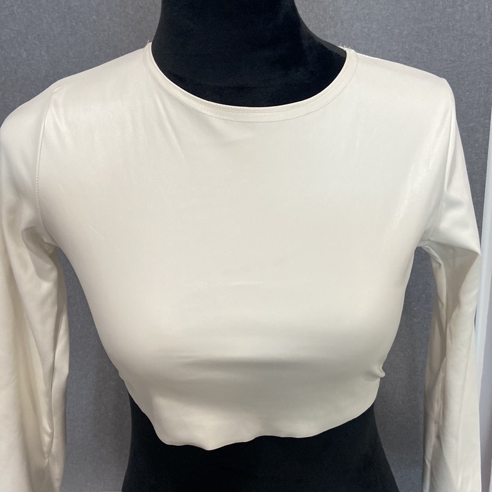 Leather top🤍 - Picture 2 of 6